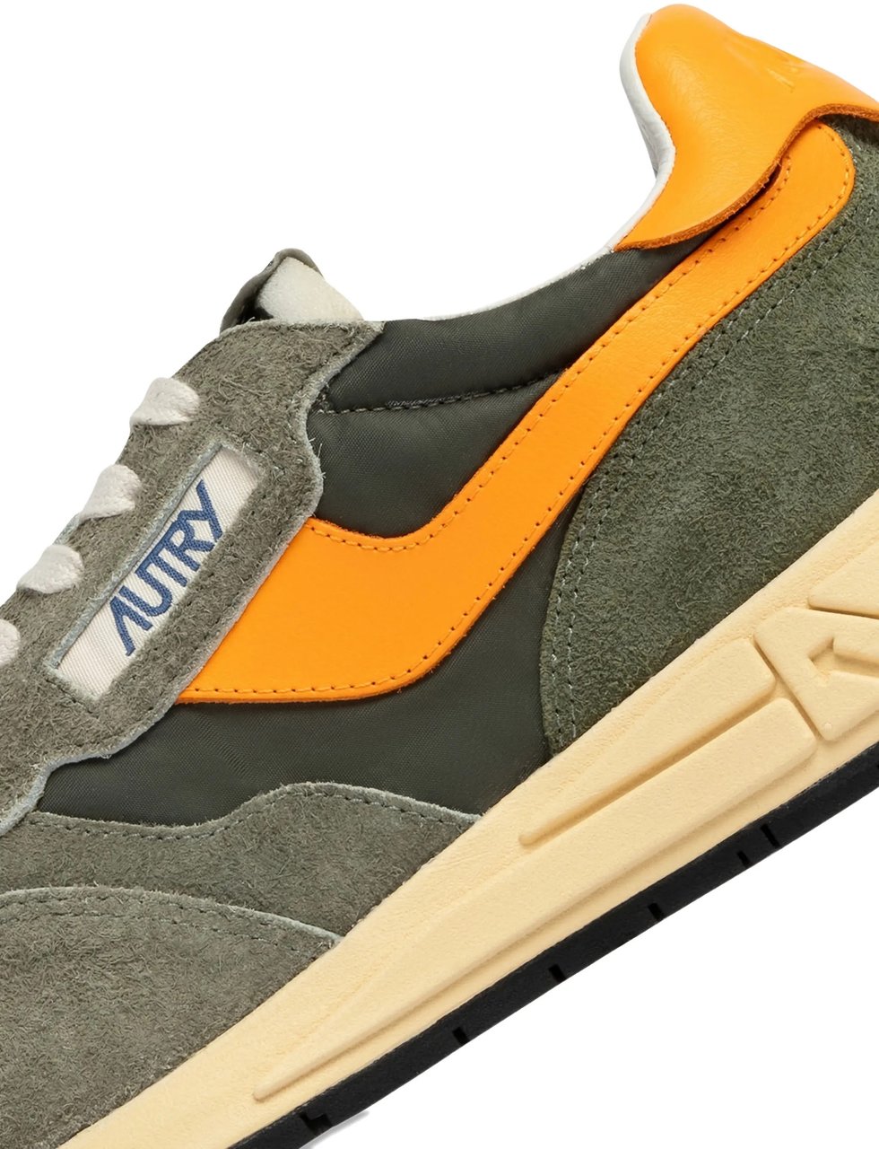 Autry Sneakers Sgrn/Orgfl Donkergroen