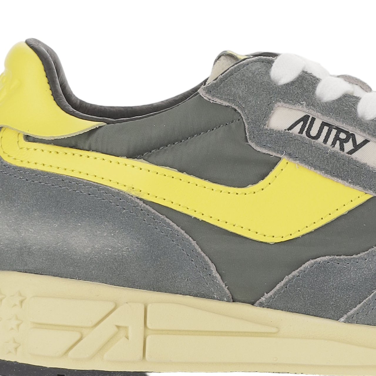 Autry Sporty Dark Green Sneakers With Contrast-Padded Heel Tab Grijs