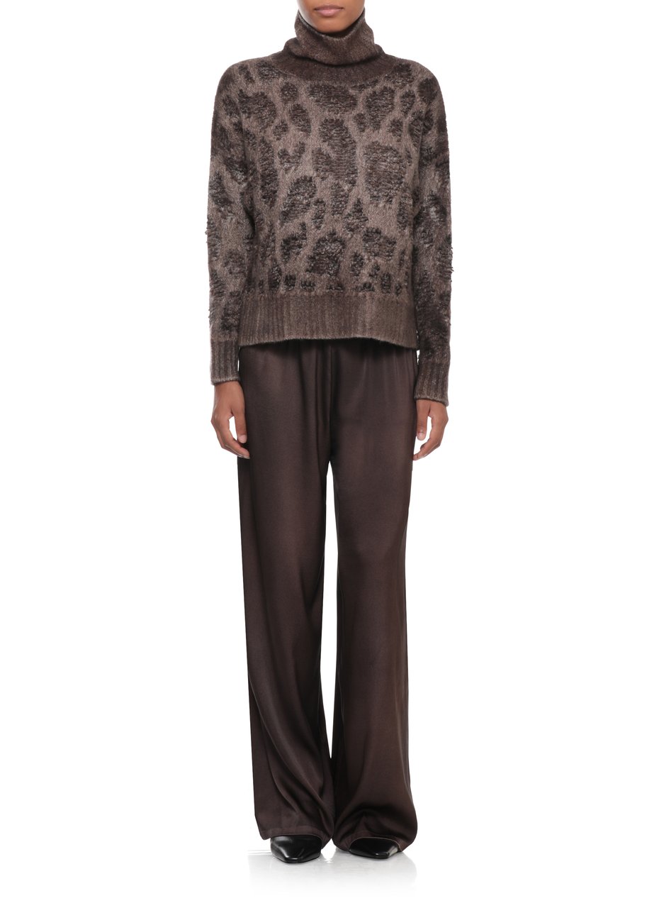 Avant Toi Brown Textured Knit High-Neck Sweater Bruin