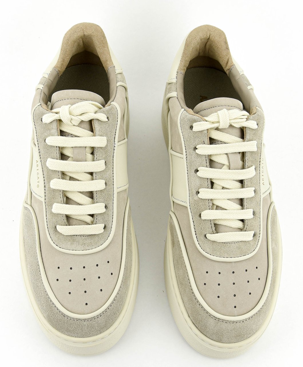 Axel Arigato Orbit Taupe Beige Piping Beige