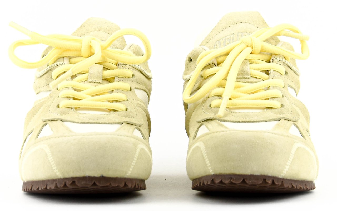 Axel Arigato Slow Runner Light Yellow Geel