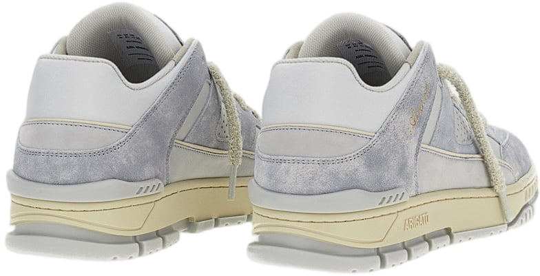 Axel Arigato Low-Top Sneakers with Suede Upper and Retro Basketball Inspiration Grijs