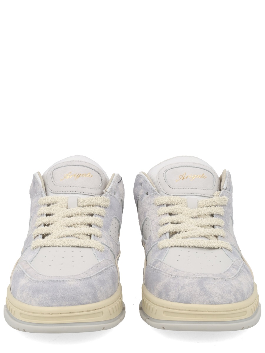 Axel Arigato Area Lo Leather Distressed Sneakers Wit