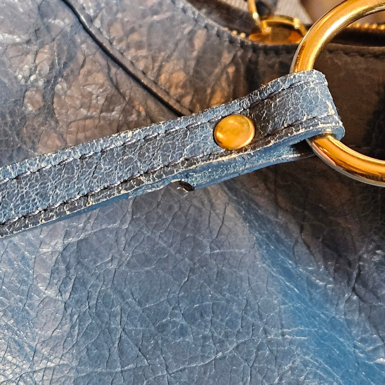 Balenciaga Balenciaga Blue Leather Classic Hip Crossbody Bag Blauw