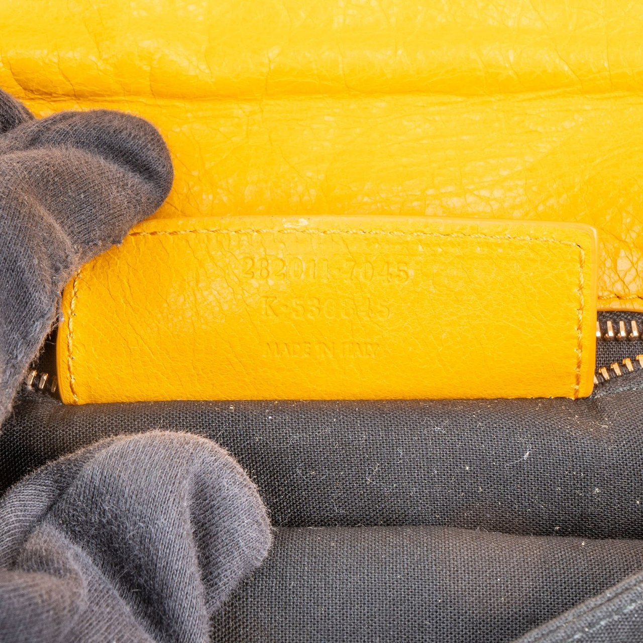 Balenciaga Balenciaga Yellow Leather Envelope City Clutch Geel