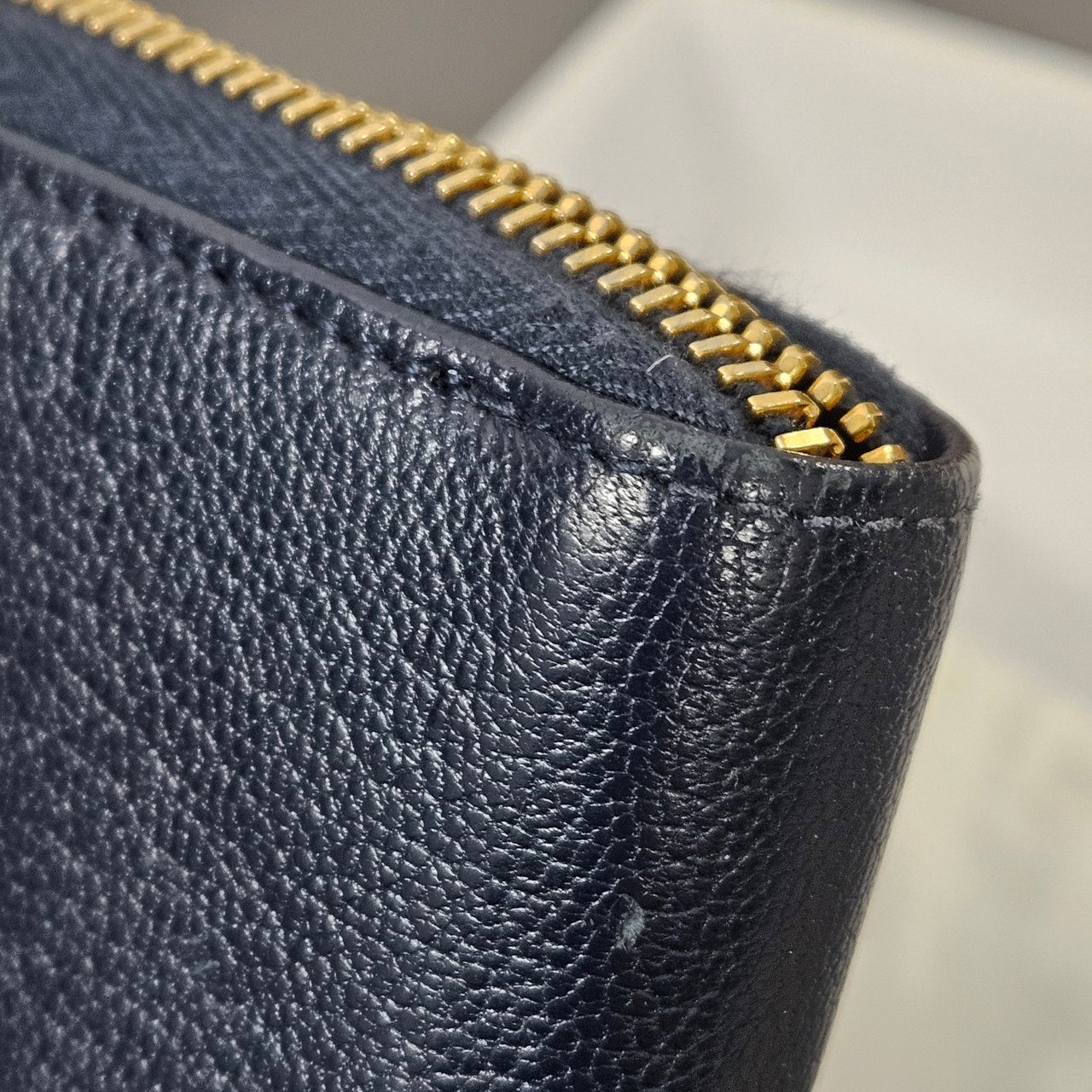Balenciaga Classic Blue Continental City Zip Around Wallet Blauw