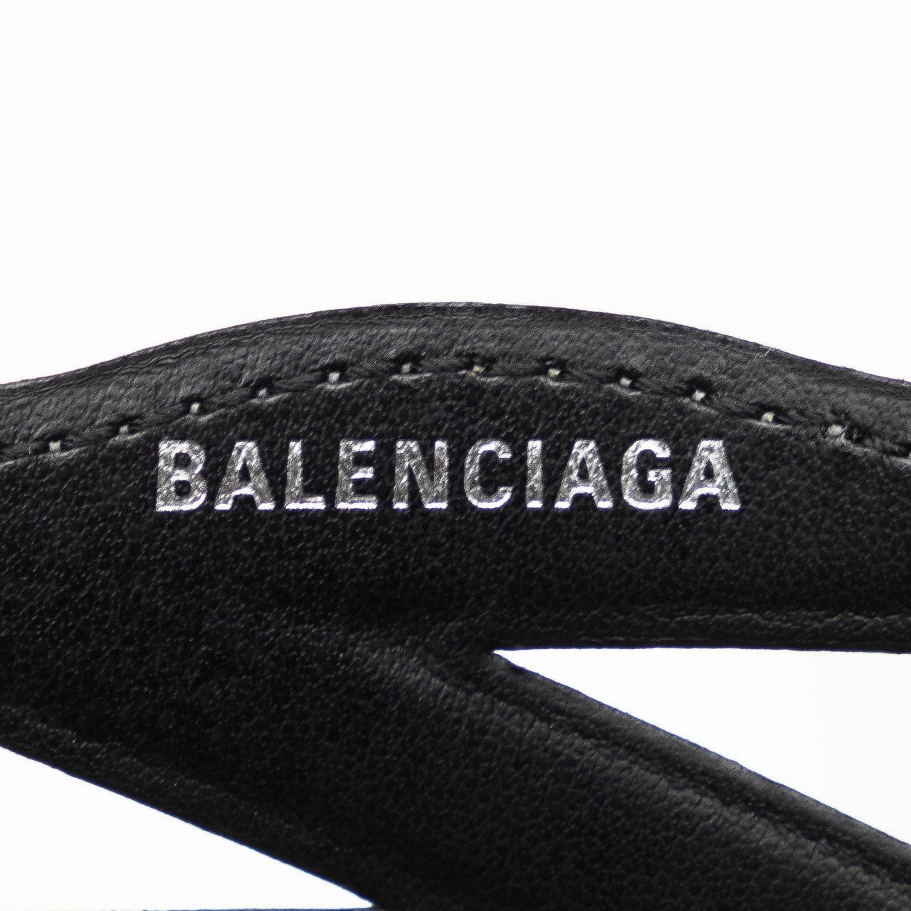 Balenciaga Neo Basket Phone Holder Wit