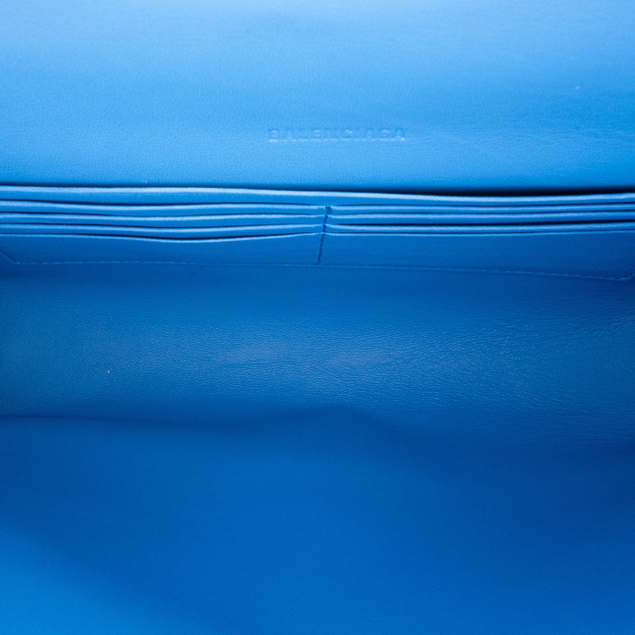 Balenciaga Grained Calfskin Car Flap Crossbody Blauw