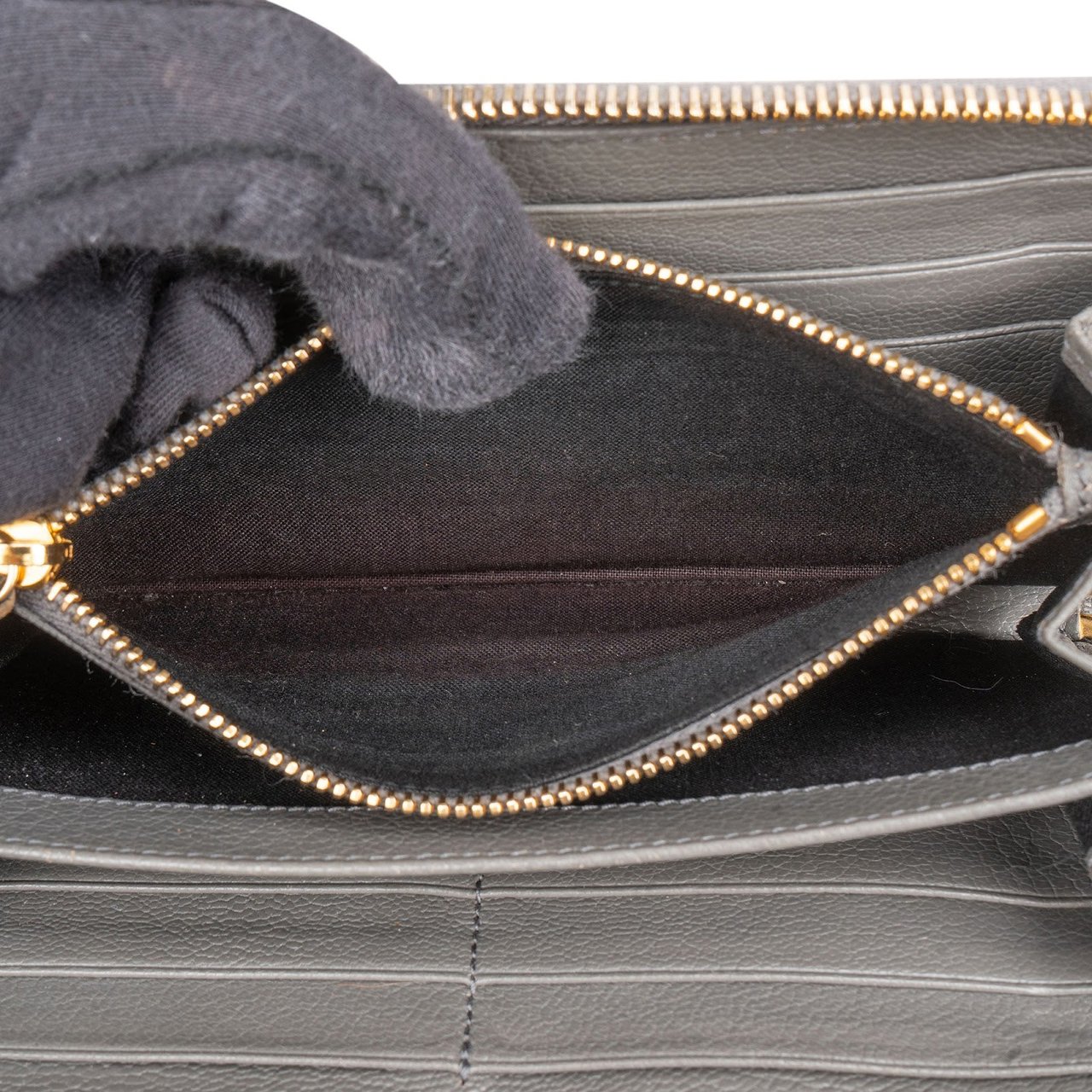 Balenciaga Grey Classic Leather Zip Wallet Divers