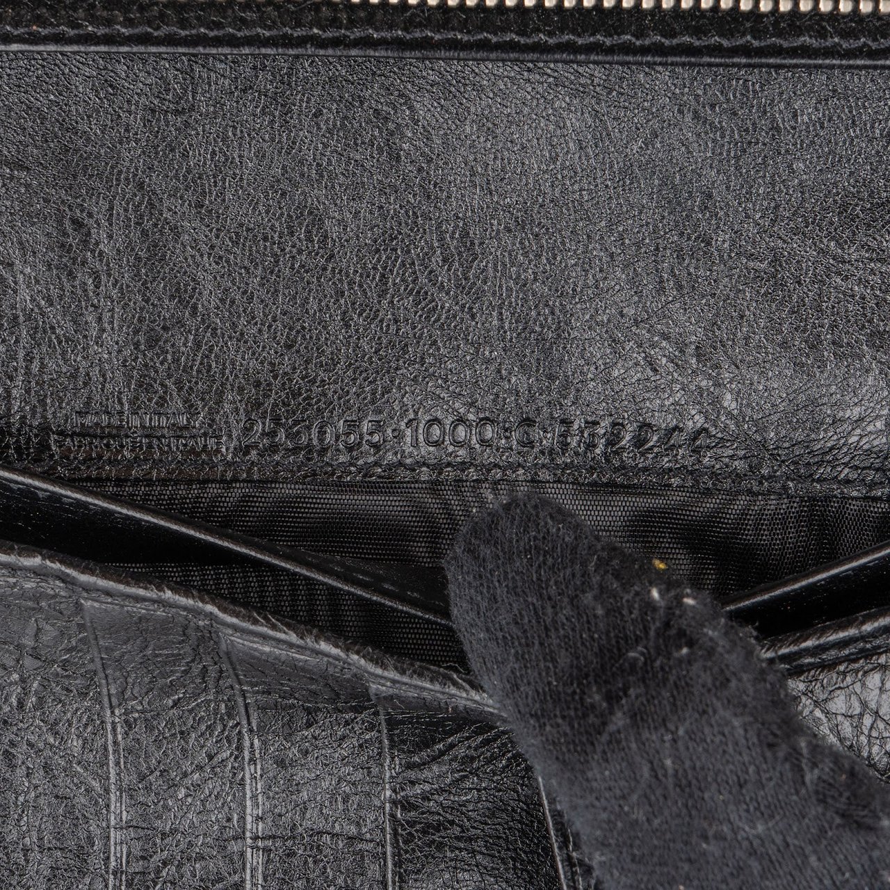 Balenciaga Black Leather Classic City Wallet On Strap Shoulder Bag Zwart