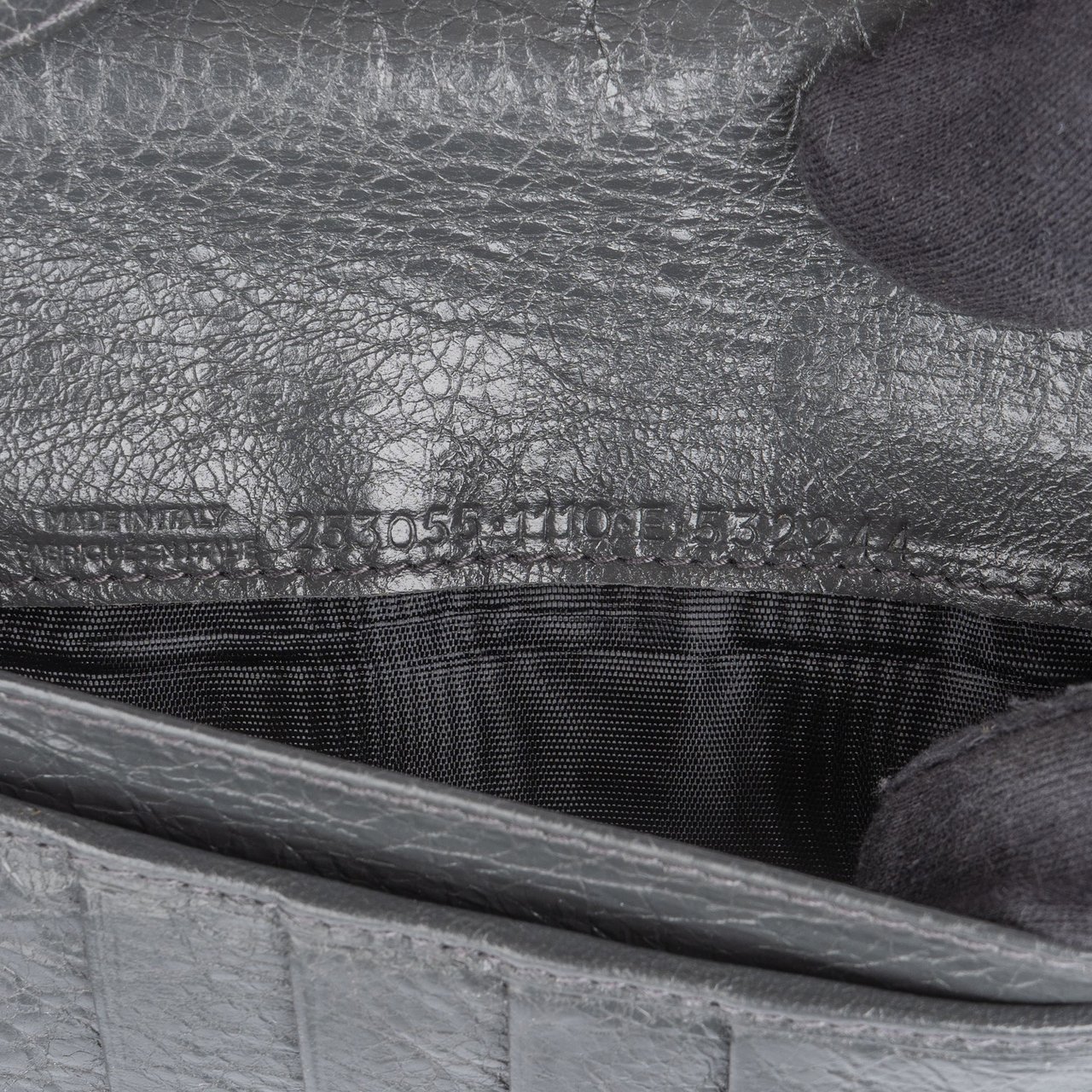 Balenciaga Balenciaga Grey Leather Wallet Handbag Divers