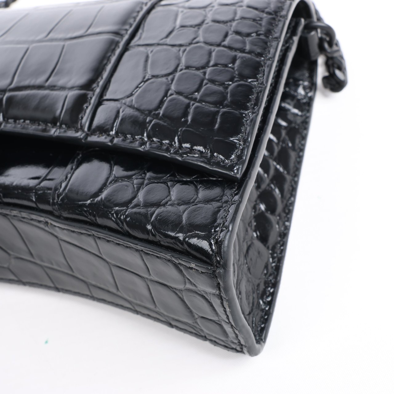Balenciaga Balenciaga Hourglass Mock Croc Shoulder bag in Black Zwart