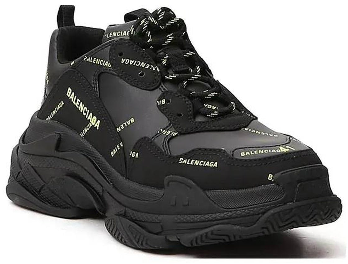 Balenciaga Balenciaga Triple S Sneakers Zwart