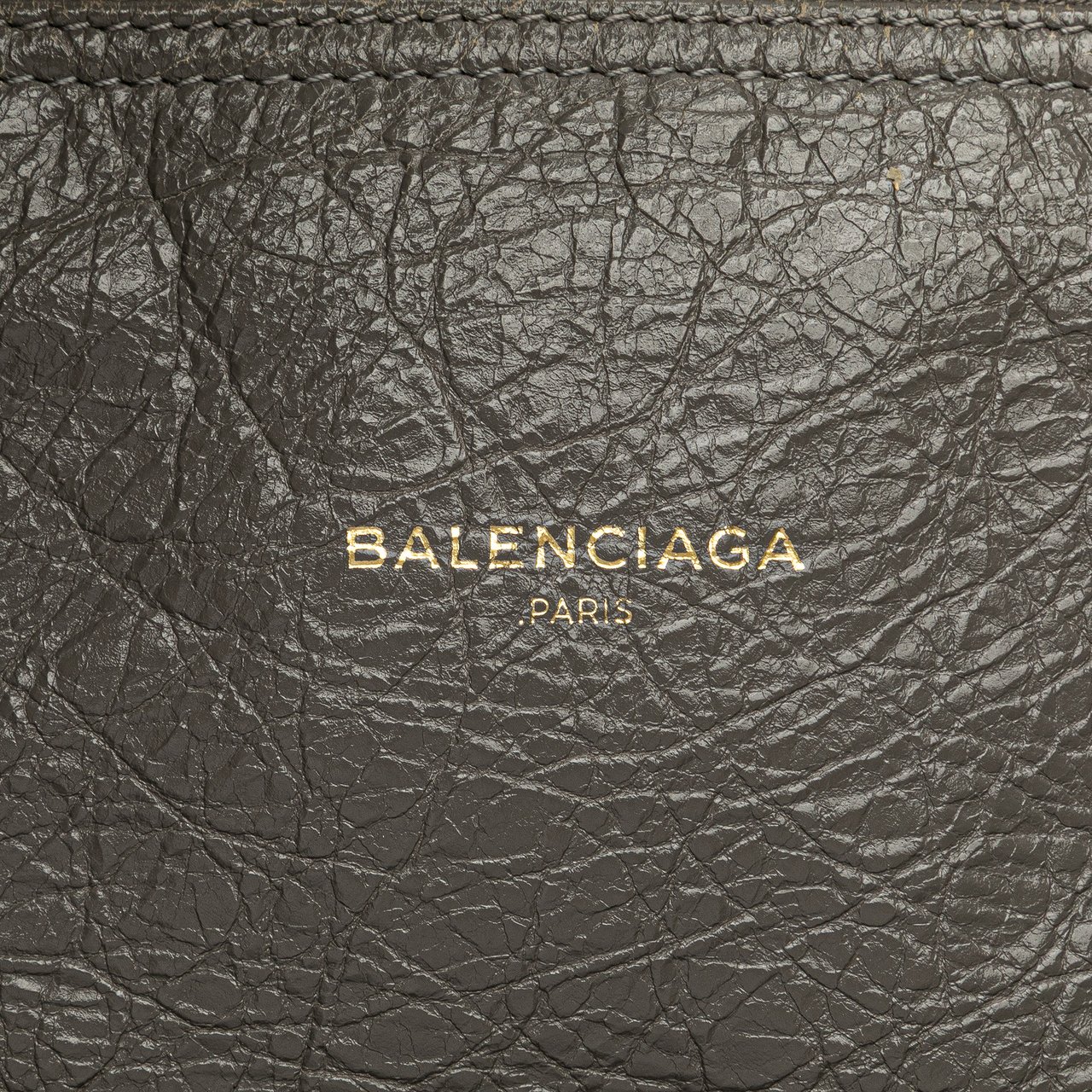 Balenciaga Leather Arena Air Hobo Grijs