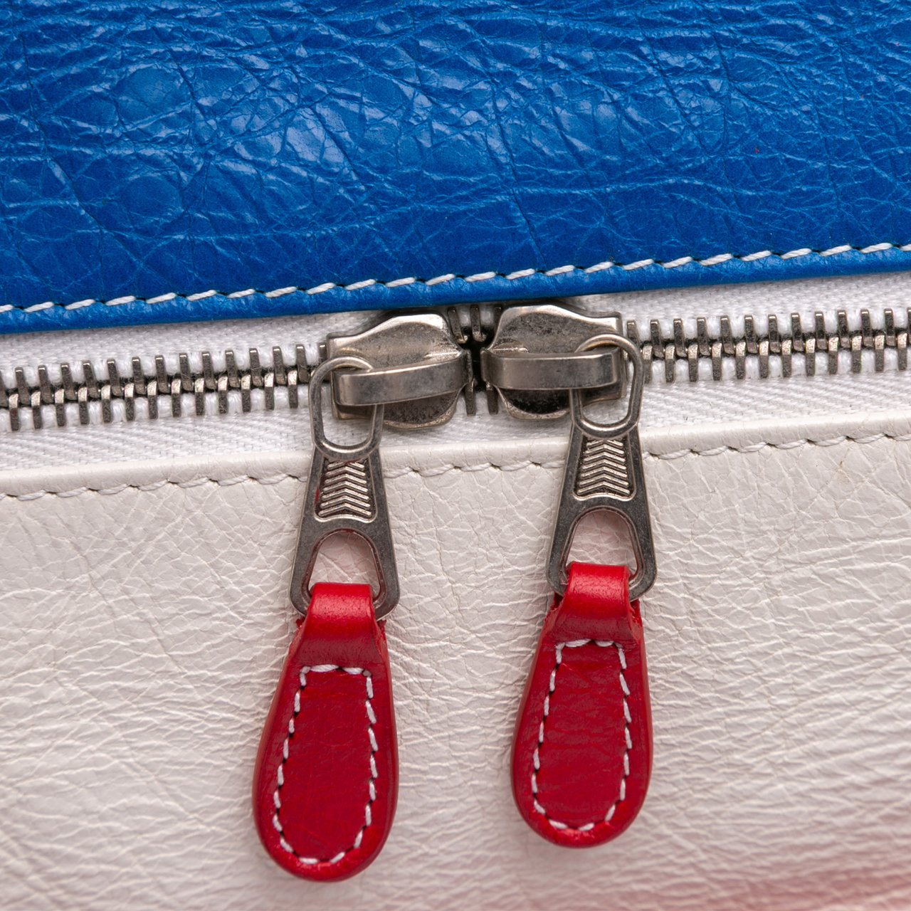 Balenciaga S Lambskin Fringe Bazar Shopper Satchel Rood