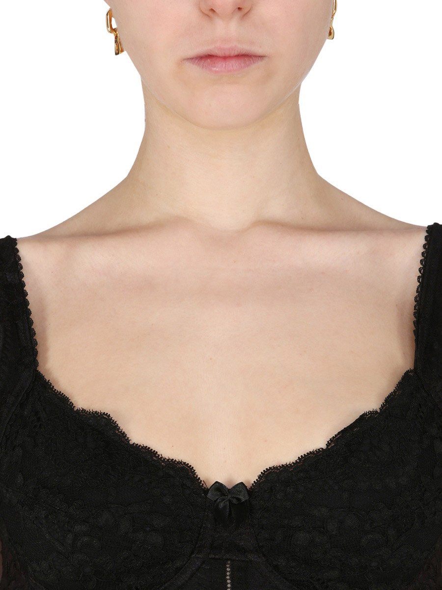 Balenciaga Fitted Stretch Lace Lingerie Top with Intricate Detailing Zwart