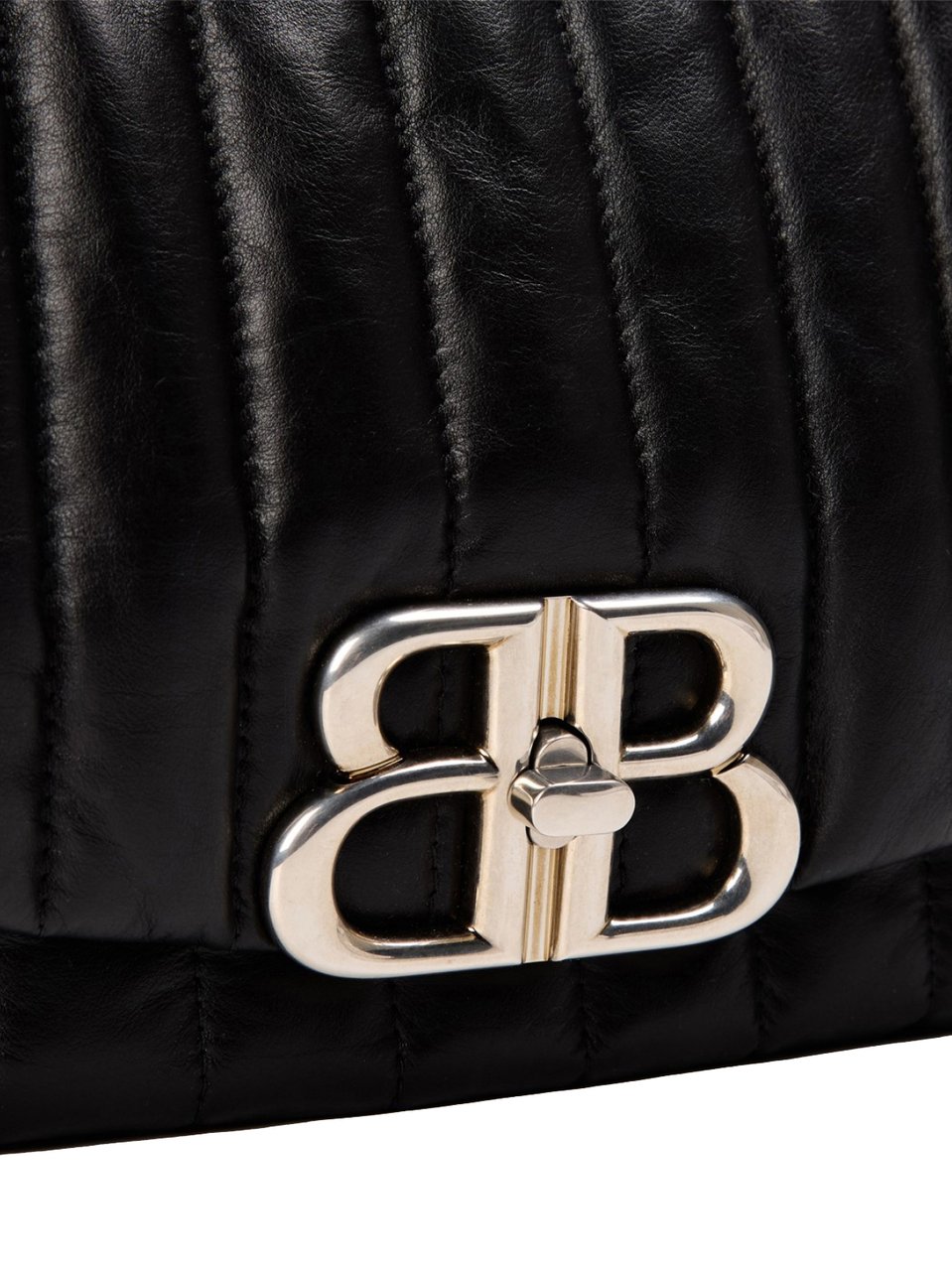 Balenciaga Monaco Quilted Sling Shoulder Bag Zwart