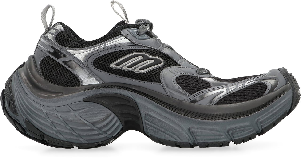 Balenciaga Sneakers 6XL in mesh Zwart