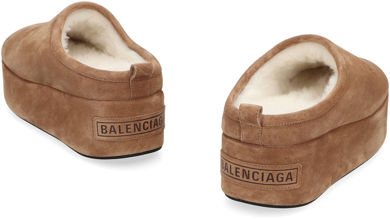 Balenciaga Alaska Soft Suede mules Bruin