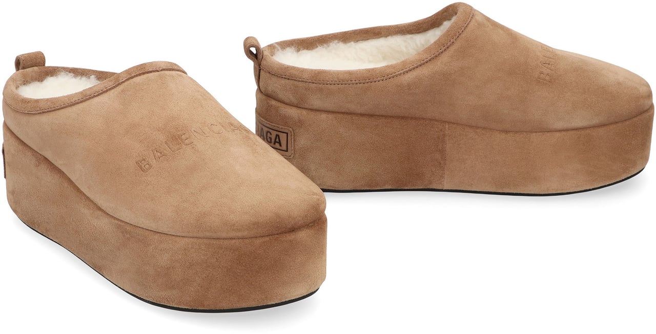 Balenciaga Alaska Soft Suede mules Bruin