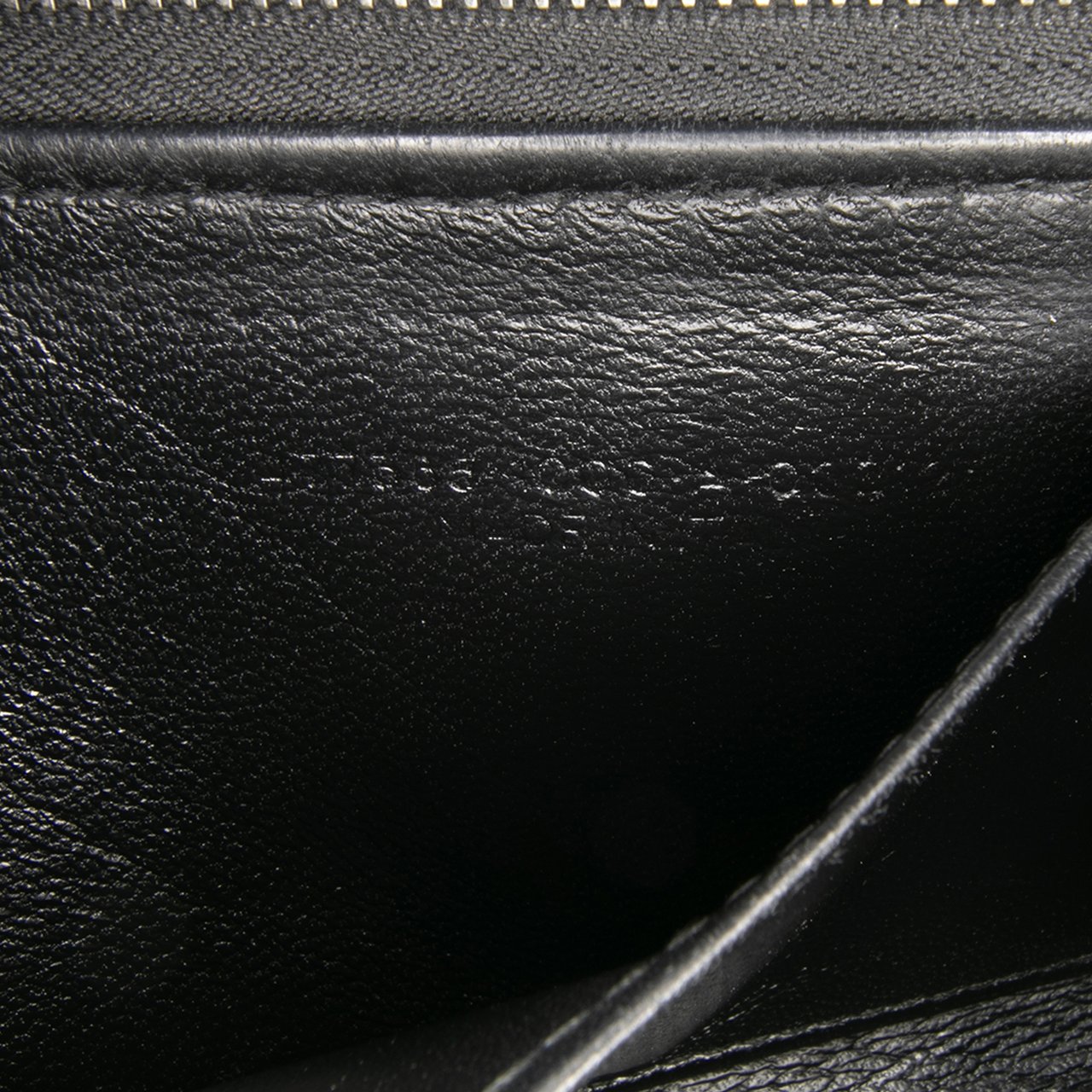 Balenciaga Leather Logo Clutch Zwart