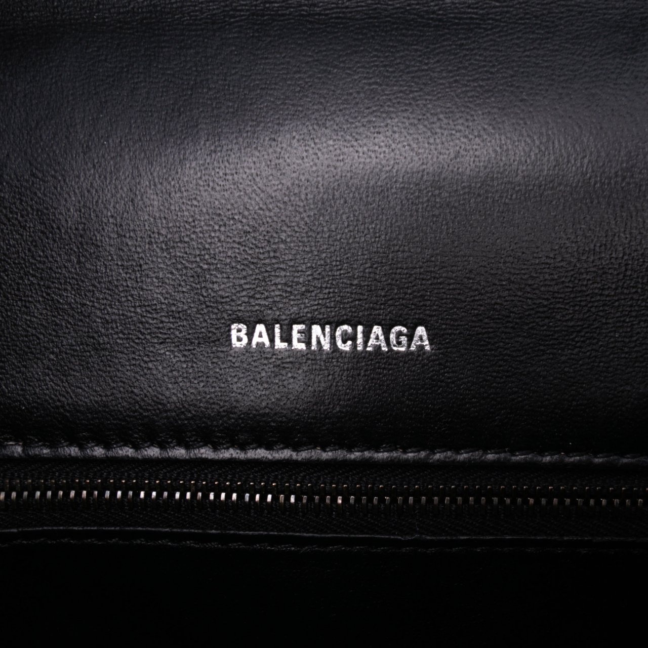 Balenciaga Small Quilted Leather Hourglass Top Handle Bag Zwart
