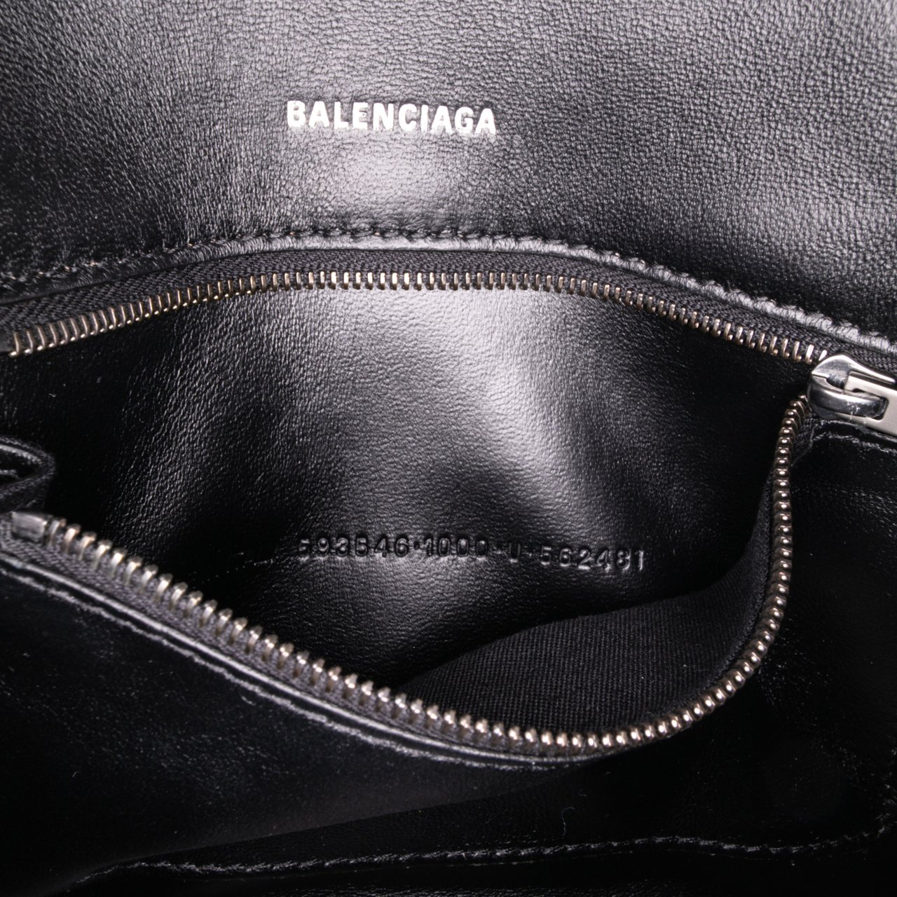 Balenciaga Small Quilted Leather Hourglass Top Handle Bag Zwart