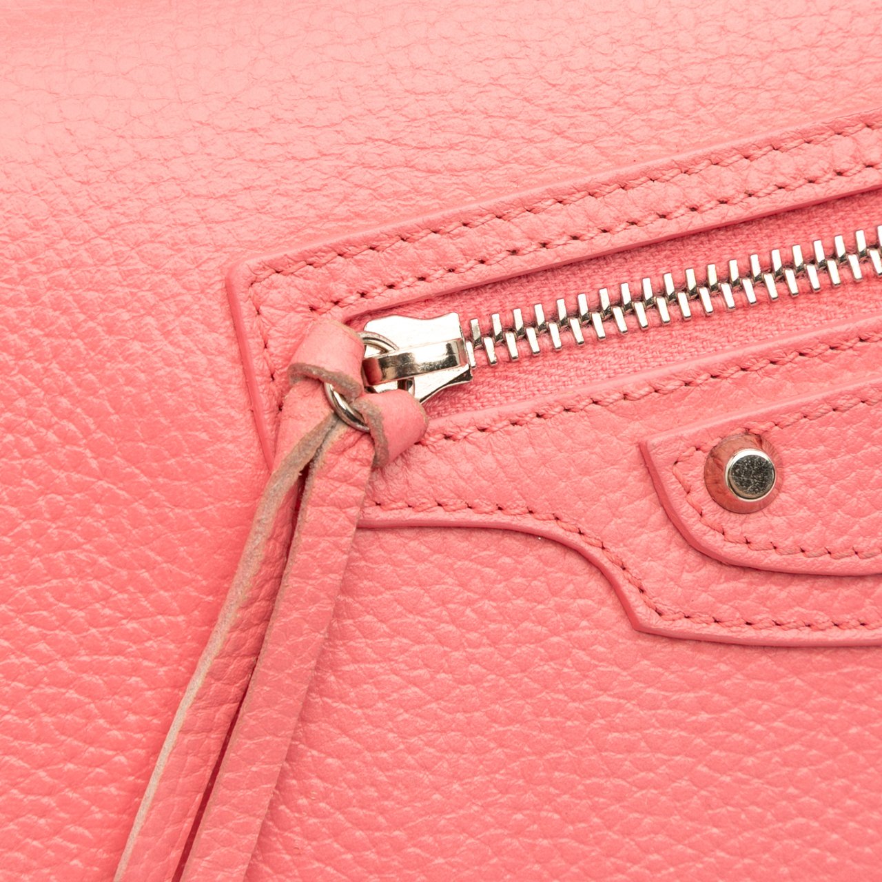 Balenciaga Grained Calfskin Motocross Classic Wallet on Chain Roze