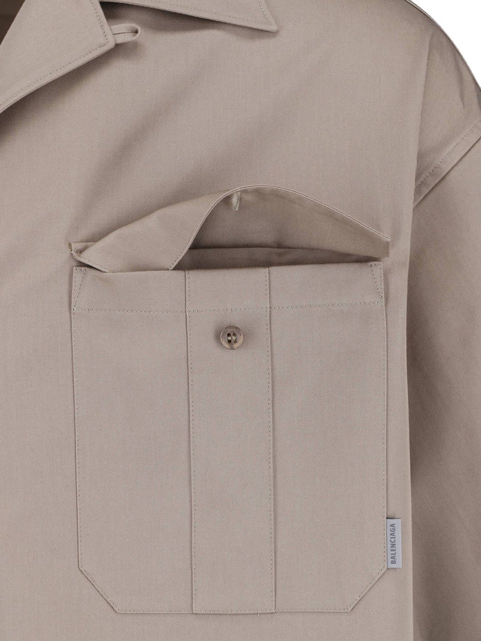 Balenciaga Boxy Cropped Shirt with Flap Chest Pockets Neutraal