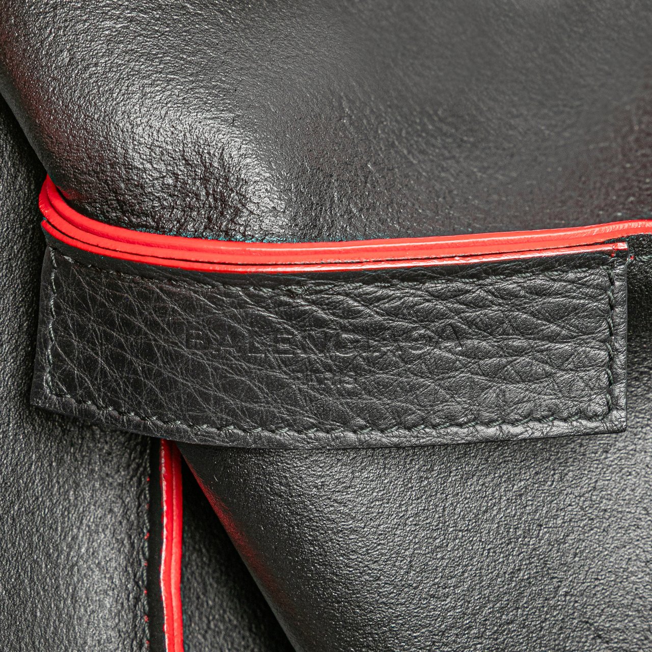 Balenciaga Leather Everyday Tote S Rood