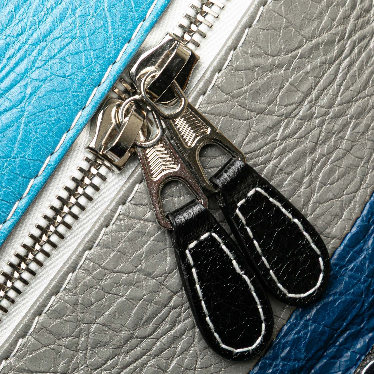 Balenciaga S Lambskin Bazar Shopper Satchel Blauw