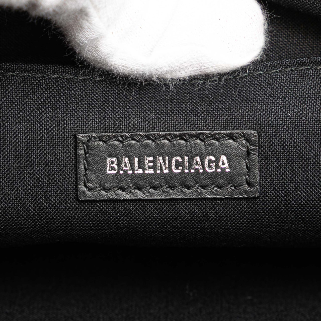 Balenciaga M Canvas Navy Clip Clutch Wit