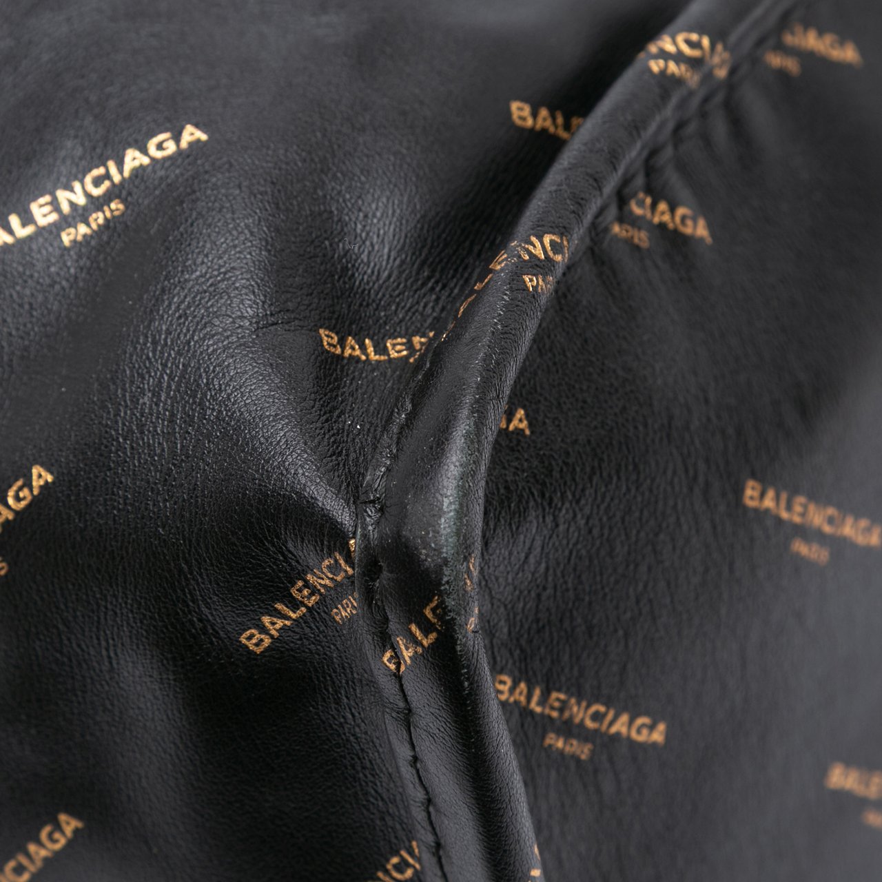 Balenciaga M Lambskin Allover Logo Bazar Shopper Satchel Zwart