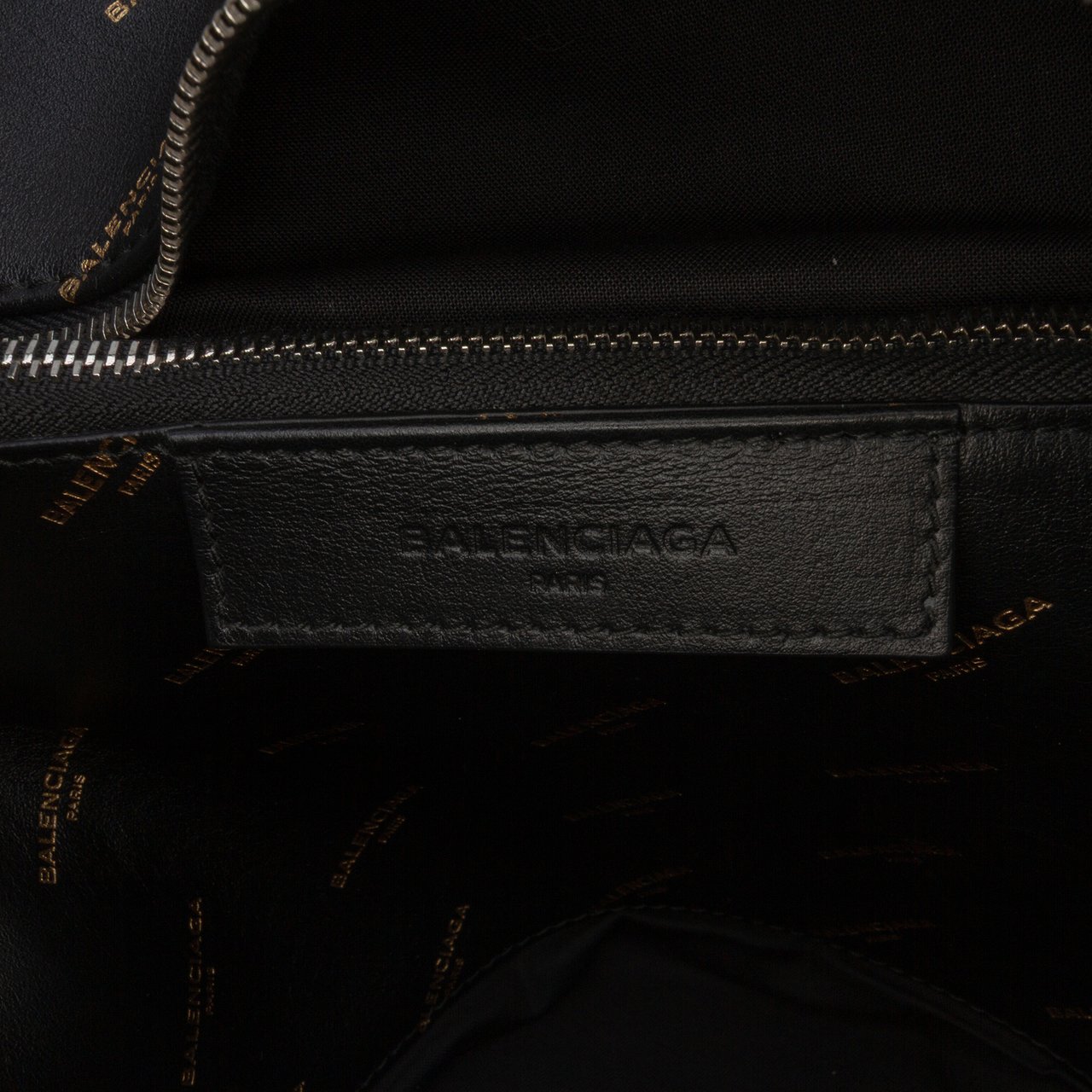 Balenciaga M Lambskin Allover Logo Bazar Shopper Satchel Zwart