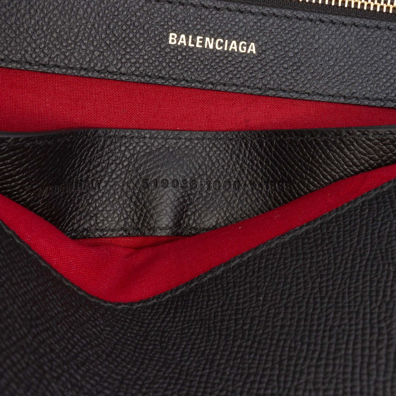 Balenciaga M Grained Calfskin Ville Top Handle Bag Zwart