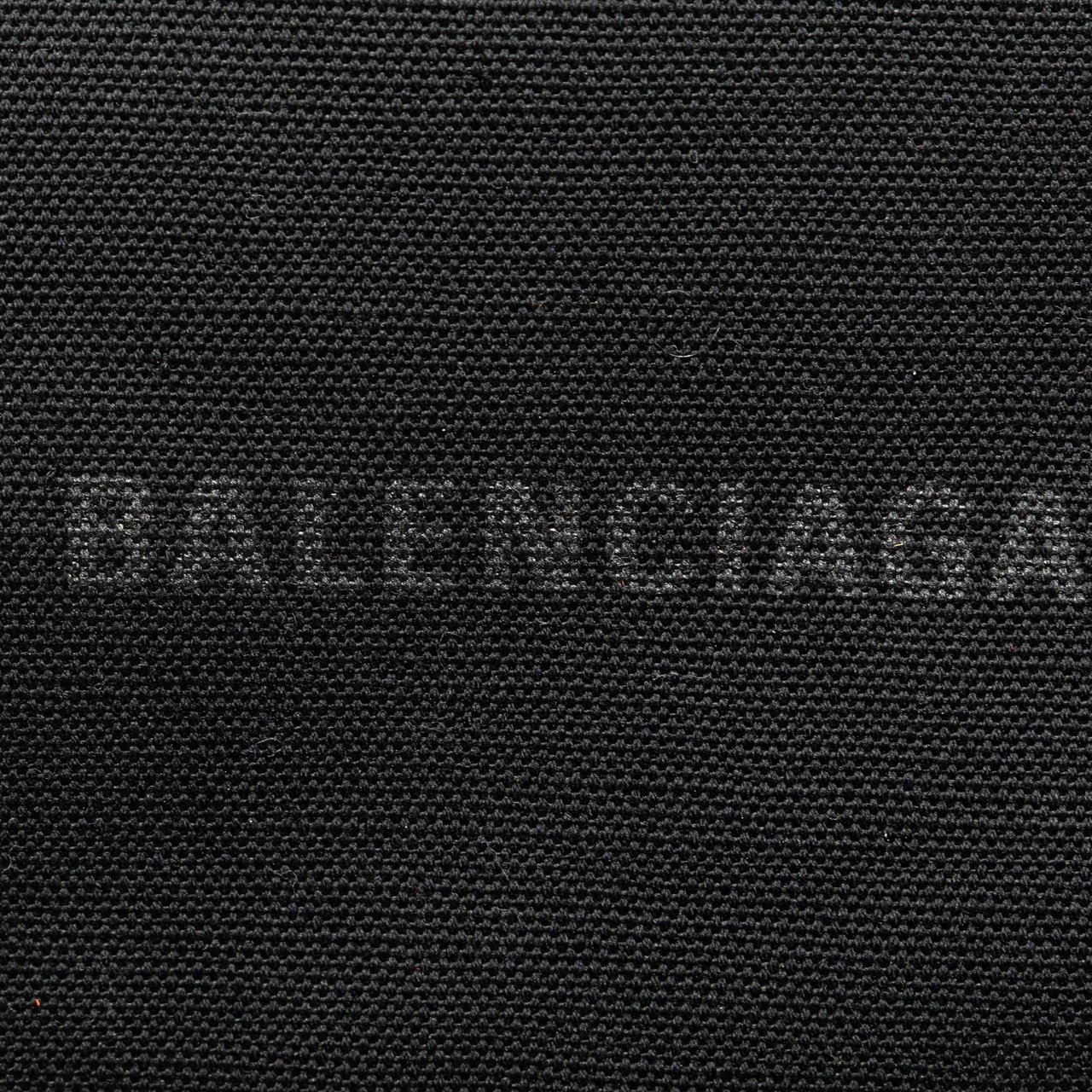 Balenciaga Canvas Navy Clip M Clutch Zwart
