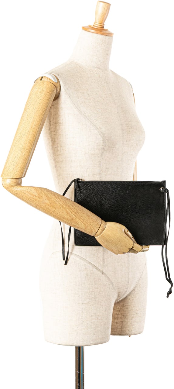 Balenciaga Leather Everyday Pouch Zwart