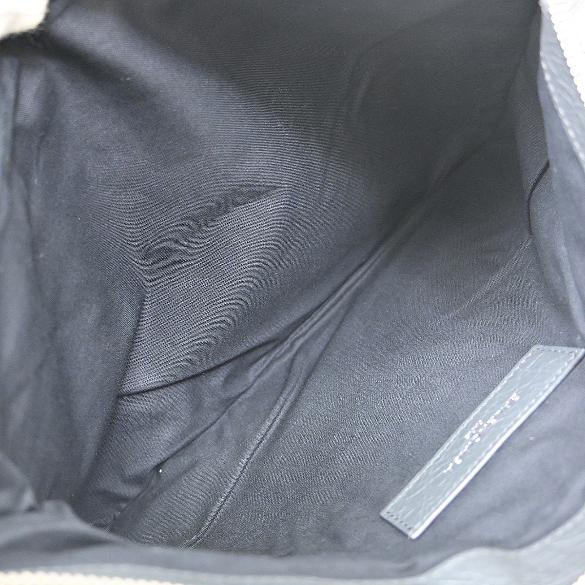 Balenciaga Clip P Leather Medium Grijs