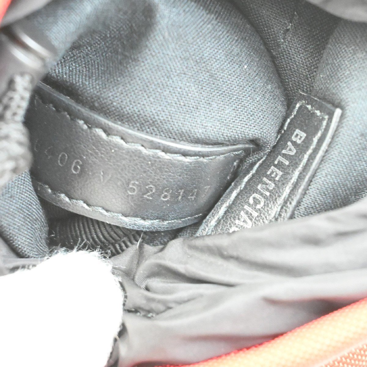 Balenciaga Balenciaga Weekend Bottle Holder Bag Nylon Rood