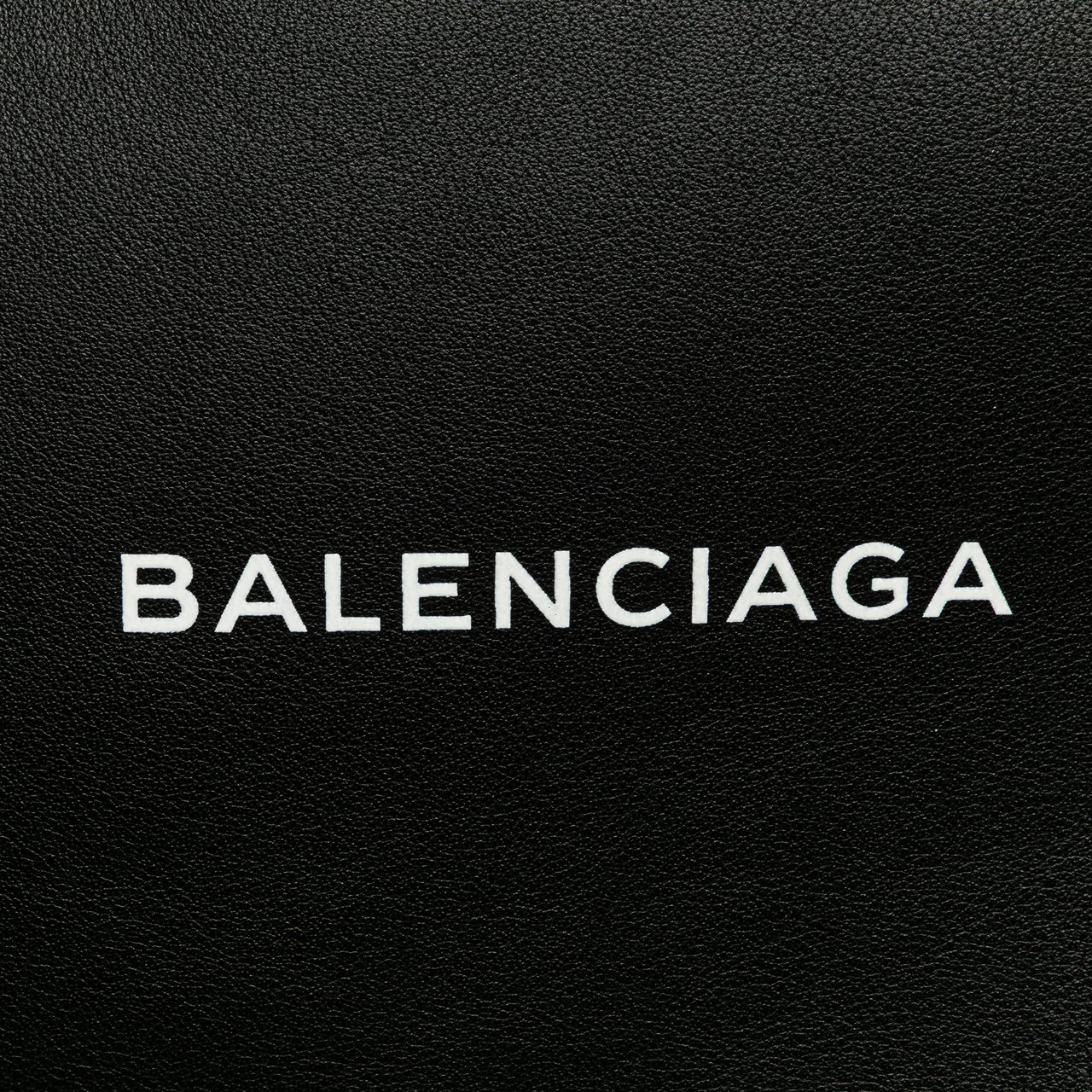 Balenciaga Leather Everyday Clutch Zwart