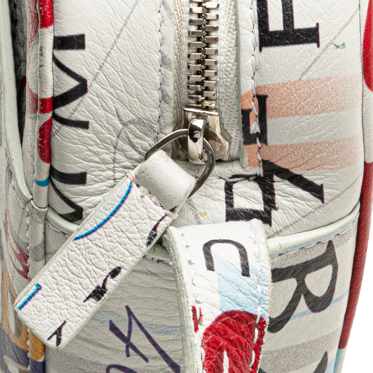Balenciaga S Calfskin Logo Print Everyday Camera Bag Wit