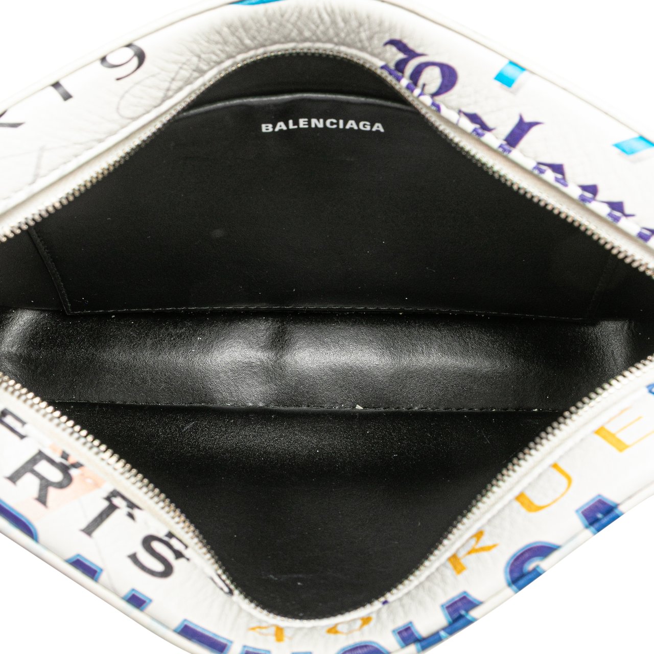 Balenciaga S Calfskin Logo Print Everyday Camera Bag Wit