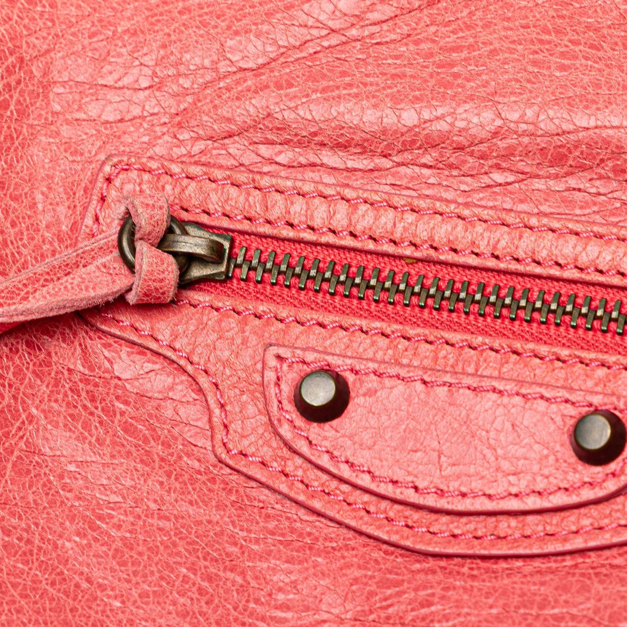 Balenciaga Lambskin Motocross Move On Drawstring Pouch Roze