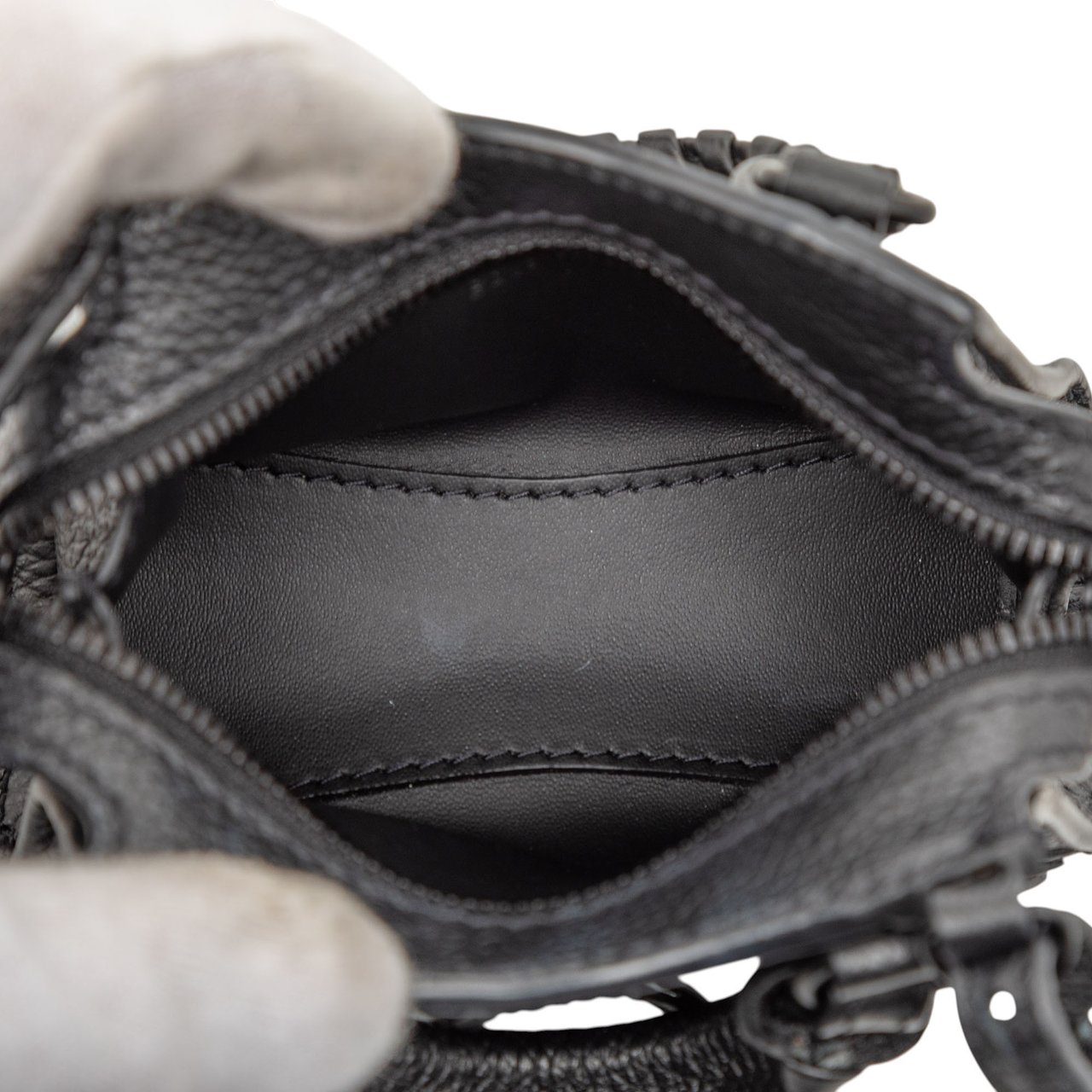 Balenciaga Super Nano Grained Calfskin Neo Classic City Satchel Zwart