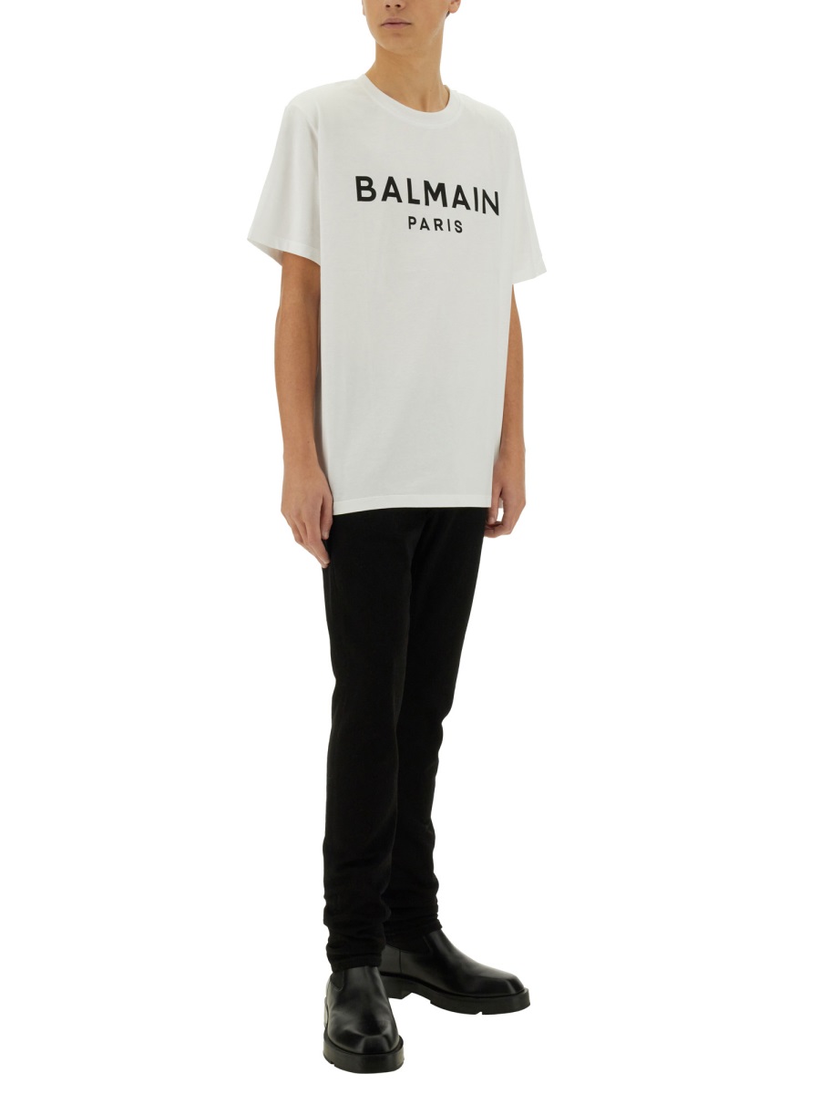 Balmain T-SHIRT WITH LOGO Wit