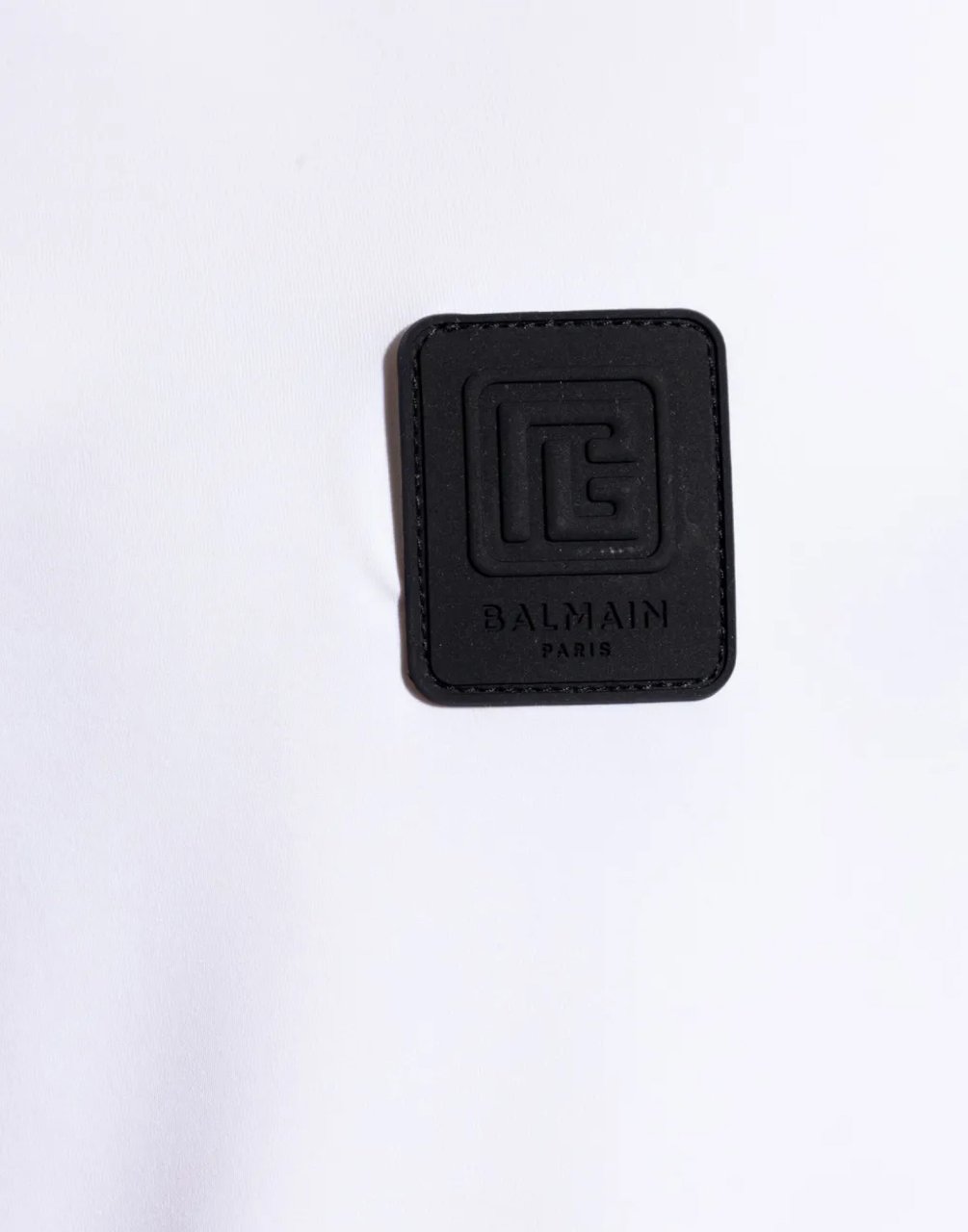 Balmain Raglan Logo Patch T-shirt Wit