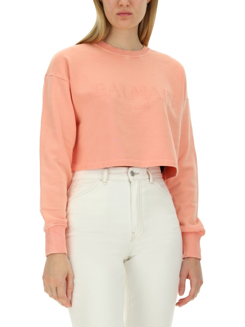 Balmain Cropped Fit Sweatshirt With Embossed Logo Roze