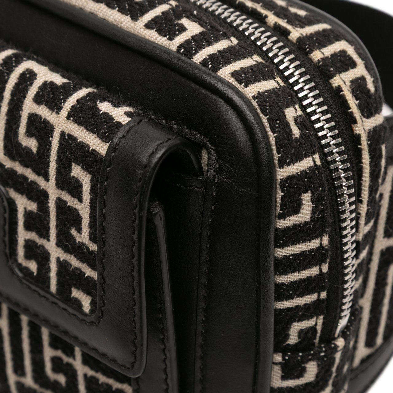 Balmain Monogram Leather Trimmed Jacquard Belt Bag Zwart