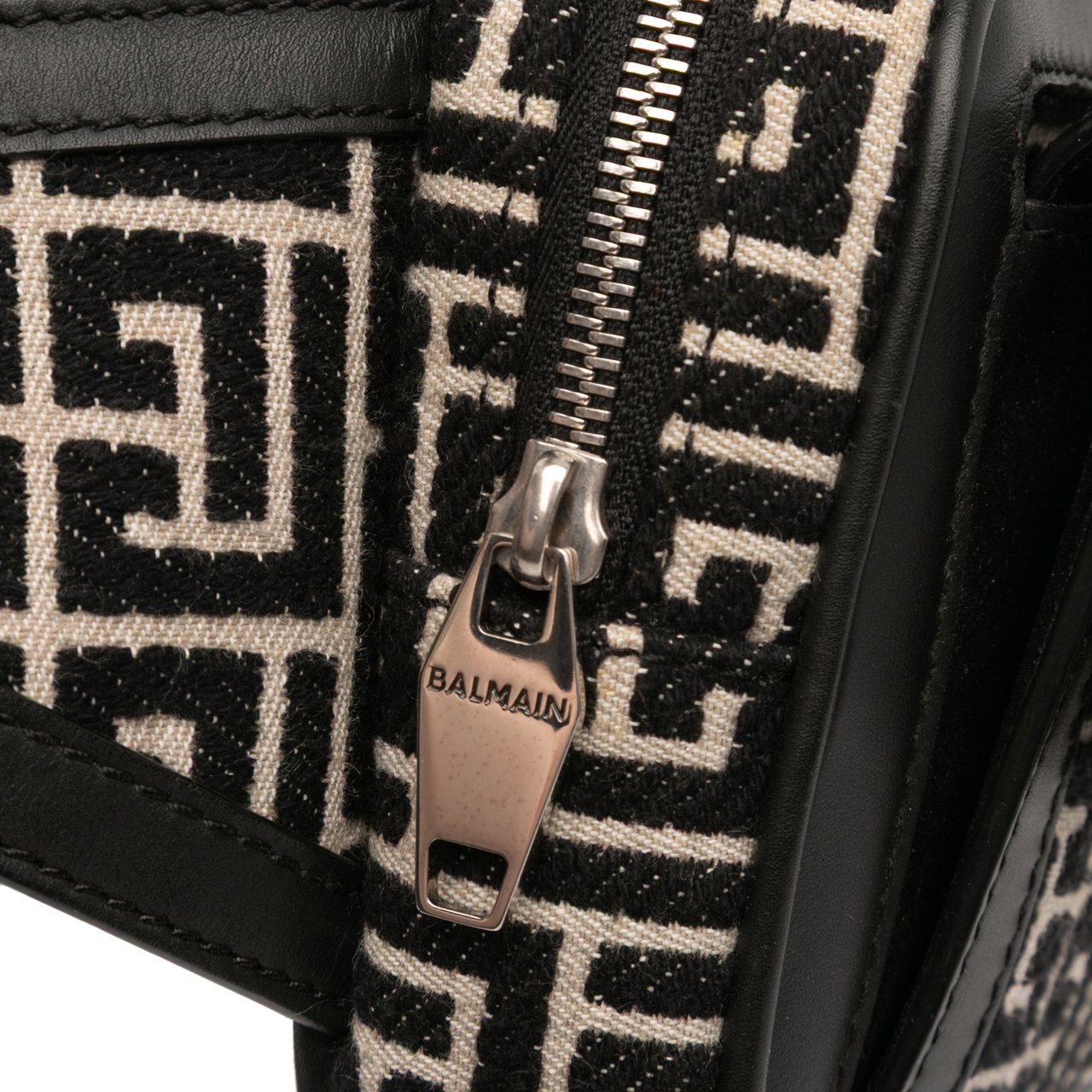 Balmain Monogram Leather Trimmed Jacquard Belt Bag Zwart