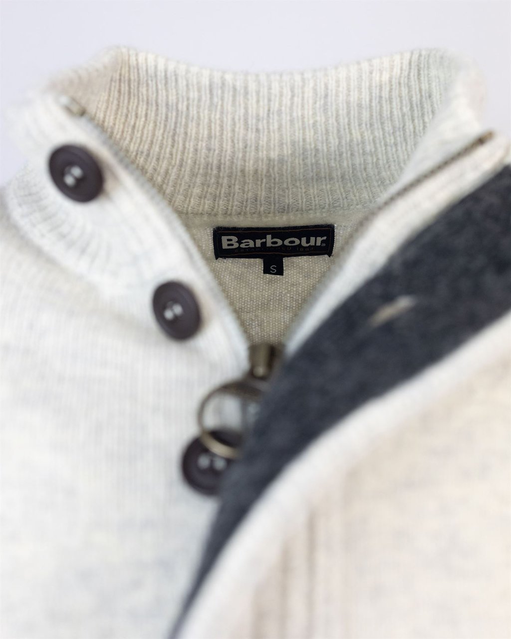 Barbour Sweaters Pearl Lichtgrijs